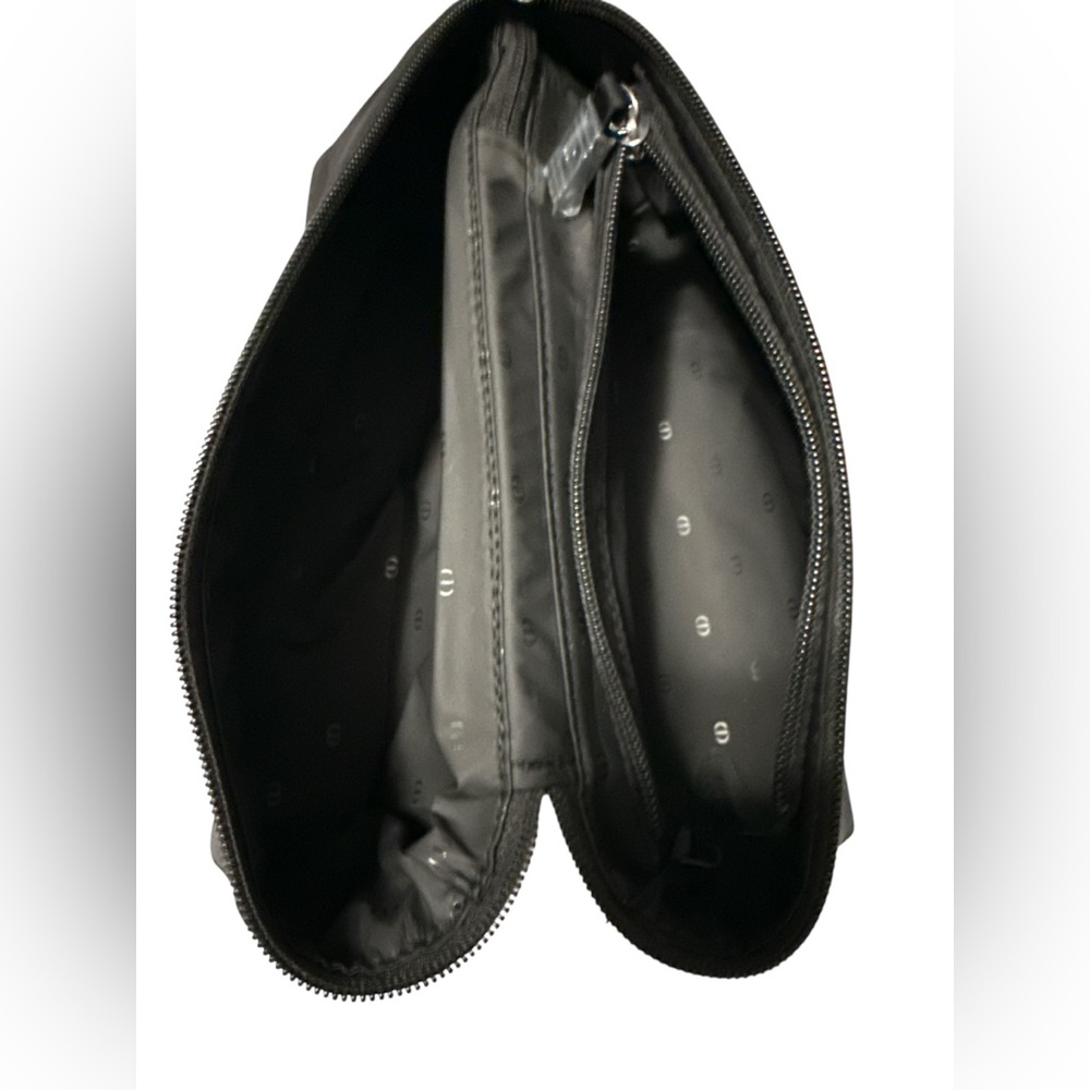 New in Box Dior GWP Black Zippered Dual Pocket Travel Pouch - Picture 5 of 9